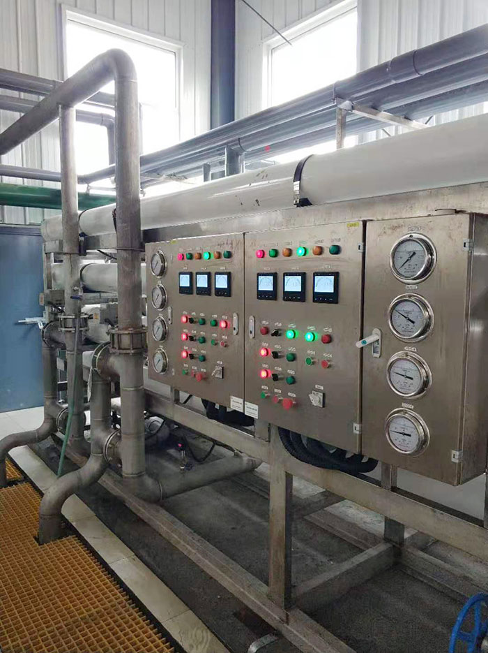 水處理行業(yè)就地控制盤柜